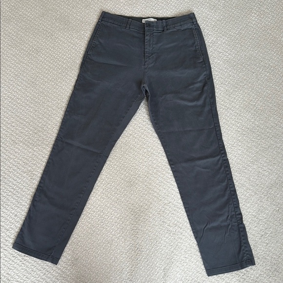 Hill City Huckberry Everyday Tech Chino Pant Athletic in Gun Powder Grey - Picture 2 of 9